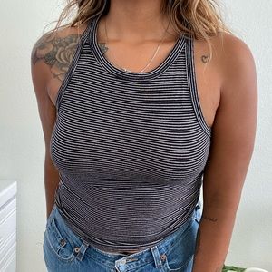 American Eagle crop top